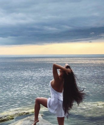 Я знаю, что мужчины хотят, и с радостью исполню твои фантазии. Со мной ты сможешь испытать неповторимые ощущения и открыть новые грани удовольствия. Я обладаю чувственными губами, умелыми руками и горячим телом, которые оставят в тебе яркие впечатления. Профессиональные услуги, конфиденциальность и безопасность гарантированы. Живу в Москве и готова встретиться в любое время и место, чтобы доставить тебе незабываемое наслаждение. Разнообразие возможностей, полное снятие стресса и уникальные ощущения ждут тебя. Посмотри мои фото и отзывы, и ты не сможешь устоять перед искушением. 💋❤️🔥 10116, 29 лет